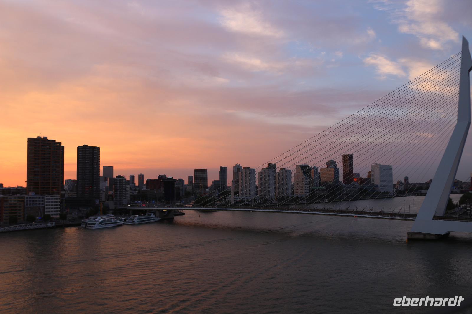 Sonnenuntergang über Rotterdam