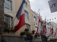 Guernsey, St. Peter Port, Fensterschmuck