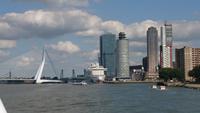 DSC_0377 Erasmusbrücke ,AIDA, neue Skyline