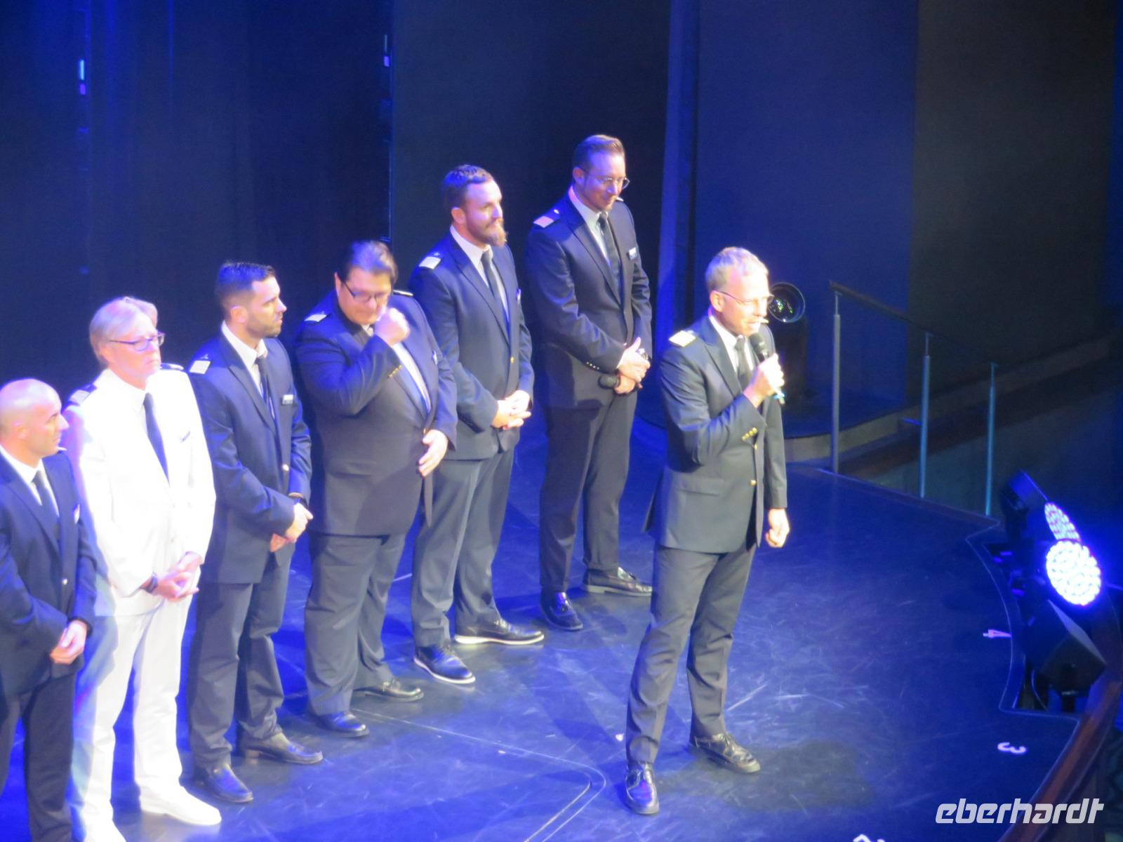 Mein Schiff 3 - Vorstellung des Kapitäns und der Offiziere