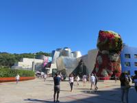 Bilbao - Guggenheim-Museum - Blumenhund