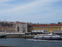 Lissabon - Auslaufen - Blick auf den Handelsplatz