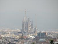 Barcelona - Blick vom  Museum der Katalanischen Kunst zur Sagrada Familia