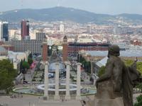 Barcelona - Blick vom  Museum der Katalanischen Kunst zum spanischen Platz