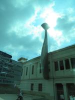 Barcelona - Olympia-Gelände - Olympische Flamme am Stadion