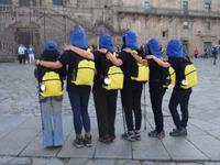 Santiago de Compostela -  Pilger mit blick auf die Kathedrale