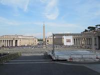 Zur Audienz des Papstes am heutigen Morgen war der Platz noch menschenüberflutet ...