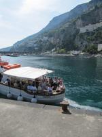 ... und bietet einen herrlichen Blick auf die Amalfiküste!