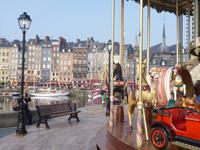 Am Hafenbecken von Honfleur