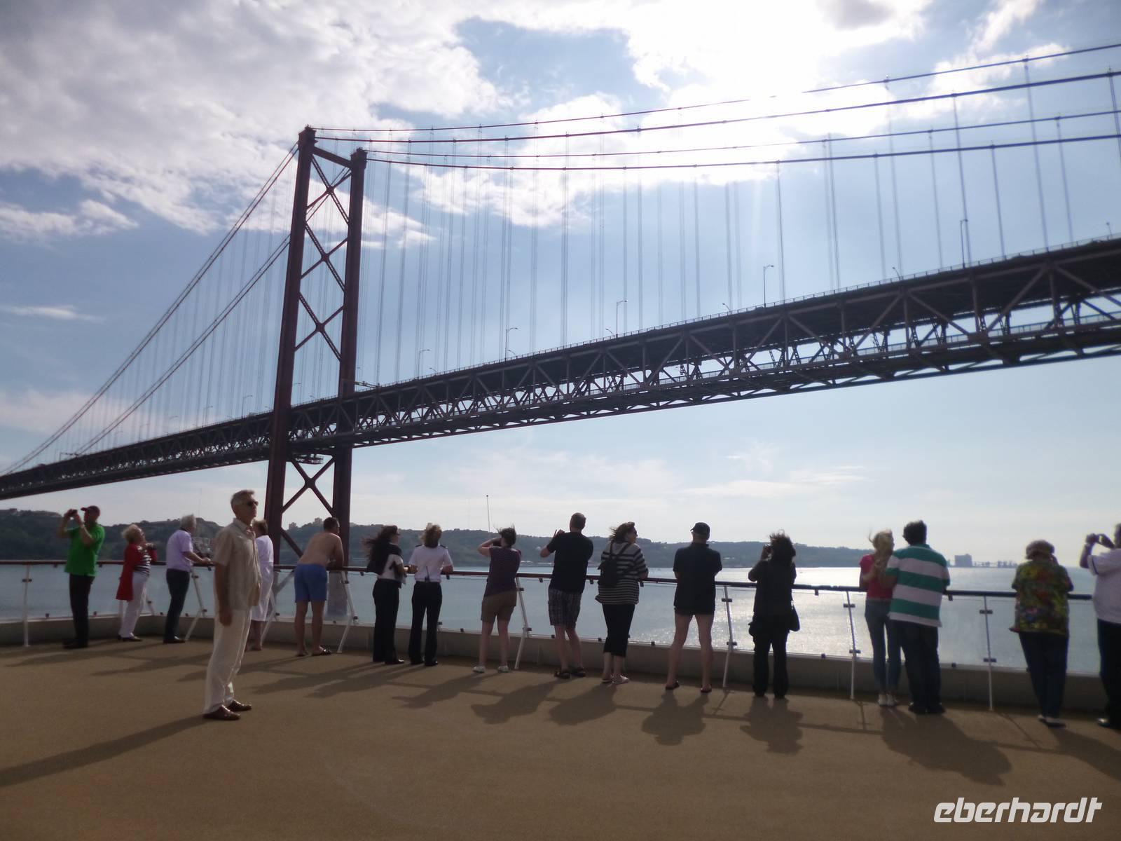 Höhepunkte Lissabons - Brücke 25. Abril