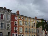 Tag 7 - 9 - Stadtbild von Issoire (1)