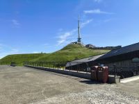 Blick zum Puy-du-Dome &ndash; &copy; Beate Schroedter (Eberhardt TRAVEL)