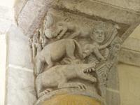 8. Tag Saint Nectaire - eines von 103 Kapitellen