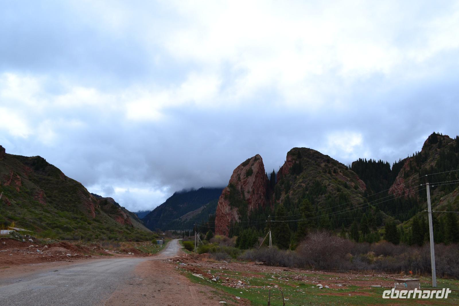 Kirgisistan - Jeti-Oguz-Schlucht