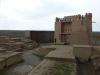 Freilichtmuseum in Otrar, Eingangstor