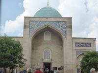 auf dem Khasti-Imon-Platz in Taschkent