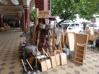 Handelsreihen gegenüber vom Chorsu-Basar in Taschkent