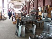 Handelsreihen gegenüber vom Chorsu-Basar in Taschkent