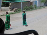 Schulkleidung in Turkmenistan