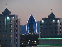 Blick auf Aschgabad am Abend