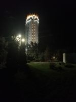Almaty bei Nacht
