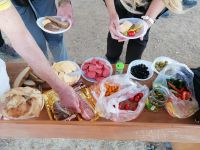 unser Picknick auf dem Rastplatz im Charyn-Canyon