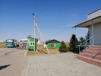 auf dem Grenzübergang nach Kirgisien