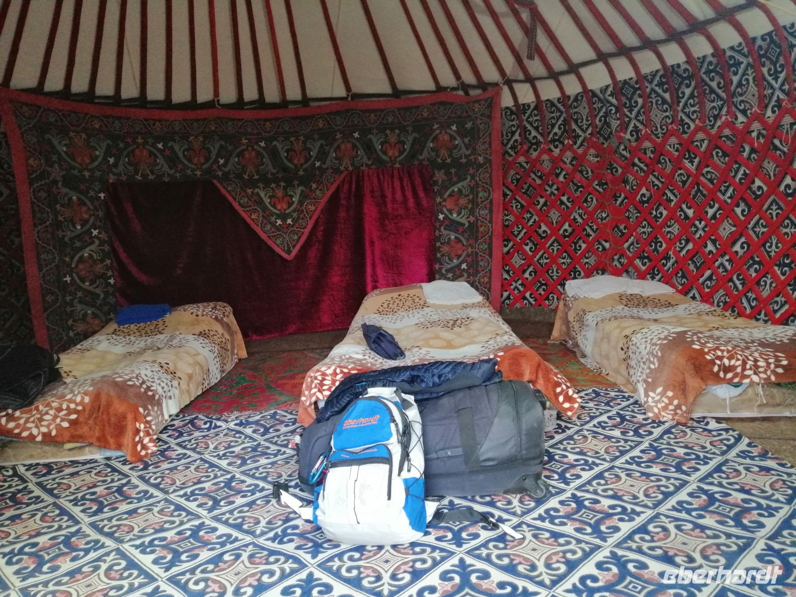 Übernachtung in einer Jurte