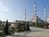 Besichtigung der neuen Moschee in Bischkek