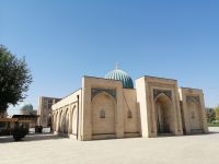 Tillya-Sheikh-Moschee, auf dem Khasti-Imon-Platz