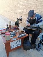 Stadtrundgang durch Chiwa, Schuhmacher