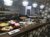 Frühstück im Hotel Kazzhol in Almaty