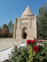 Mausoleum Aischa-Bibi, bei Taraz