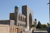 Blick zur Medrese Sherdor