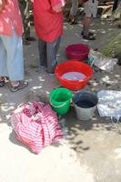 bei einer hiesigen Bauernfamilie - die usbekische 