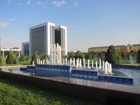 Stadtrundgang Taschkent - Platz der Unabhängigkeit