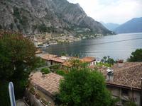 Über den Dächern von Limone am Gardasee.