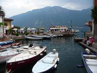 Reger Schiffsverkehr auf dem Gardasee.