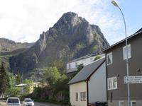 Der Flöya ist Svolvaers Hausberg