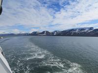 Ausfahrt aus dem Hafen von Longyearbyen