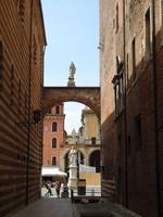 Verona_Dante_Denkmal