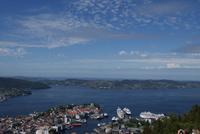 Aussicht vom Floyen auf die Stadt und den Hafen, Bergen, Norwegen