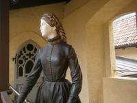 Sissi begrüßt ihre Gäste im Schloss