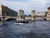 Bootsfahrt auf der Newa und ihren Kanälen