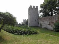 die guterhaltene Stadtbefestigung von Visby