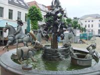 Der Sagenbrunnen in Jever