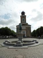 Tine-Brunnen + Marienkirche