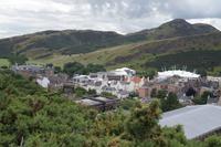 Holyrood Palace und Arthur's Seat