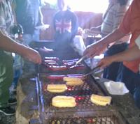 Und nun kommt der Elch auf den Rost