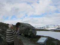 legendärer Stein auf dem Sognefjell